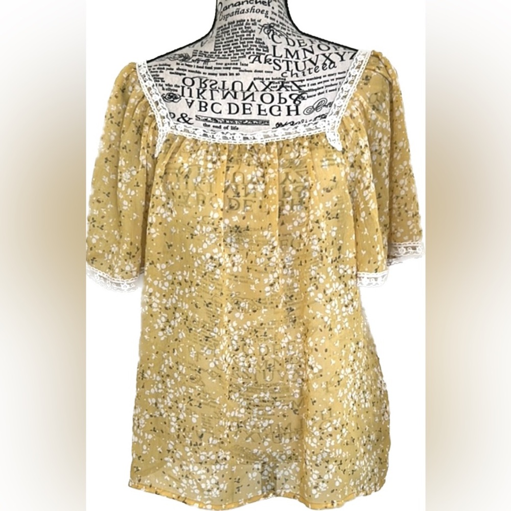 Candies Yellow Floral Blouse Large